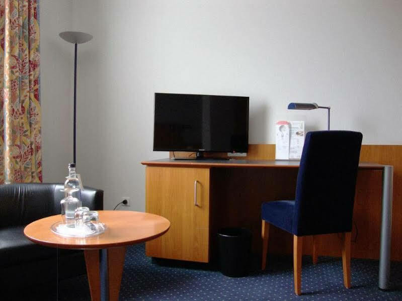 PLAZA Hotel Hanau Exteriör bild